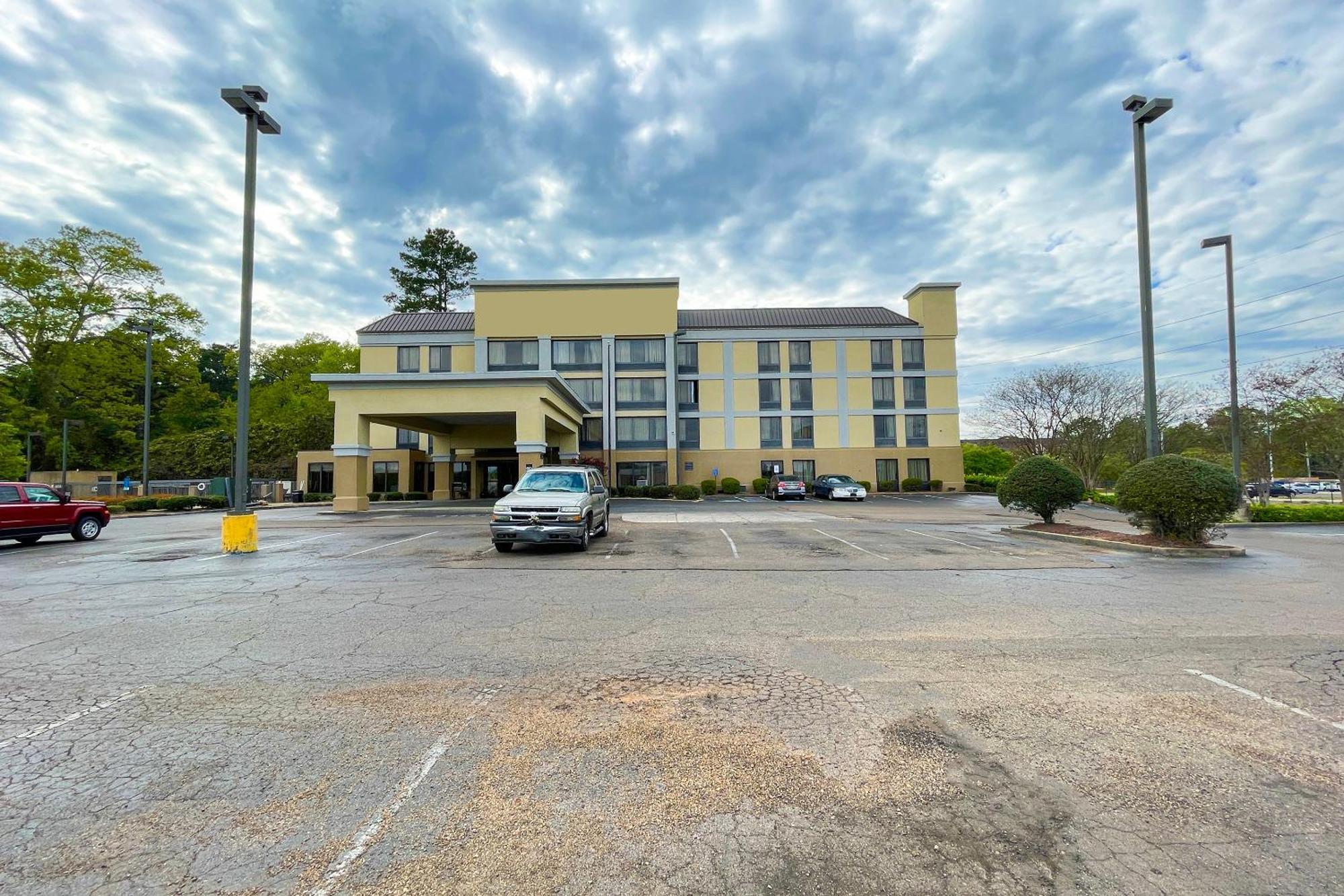 Hotel Oyo Townhouse Jackson - Ridgeland Exterior foto